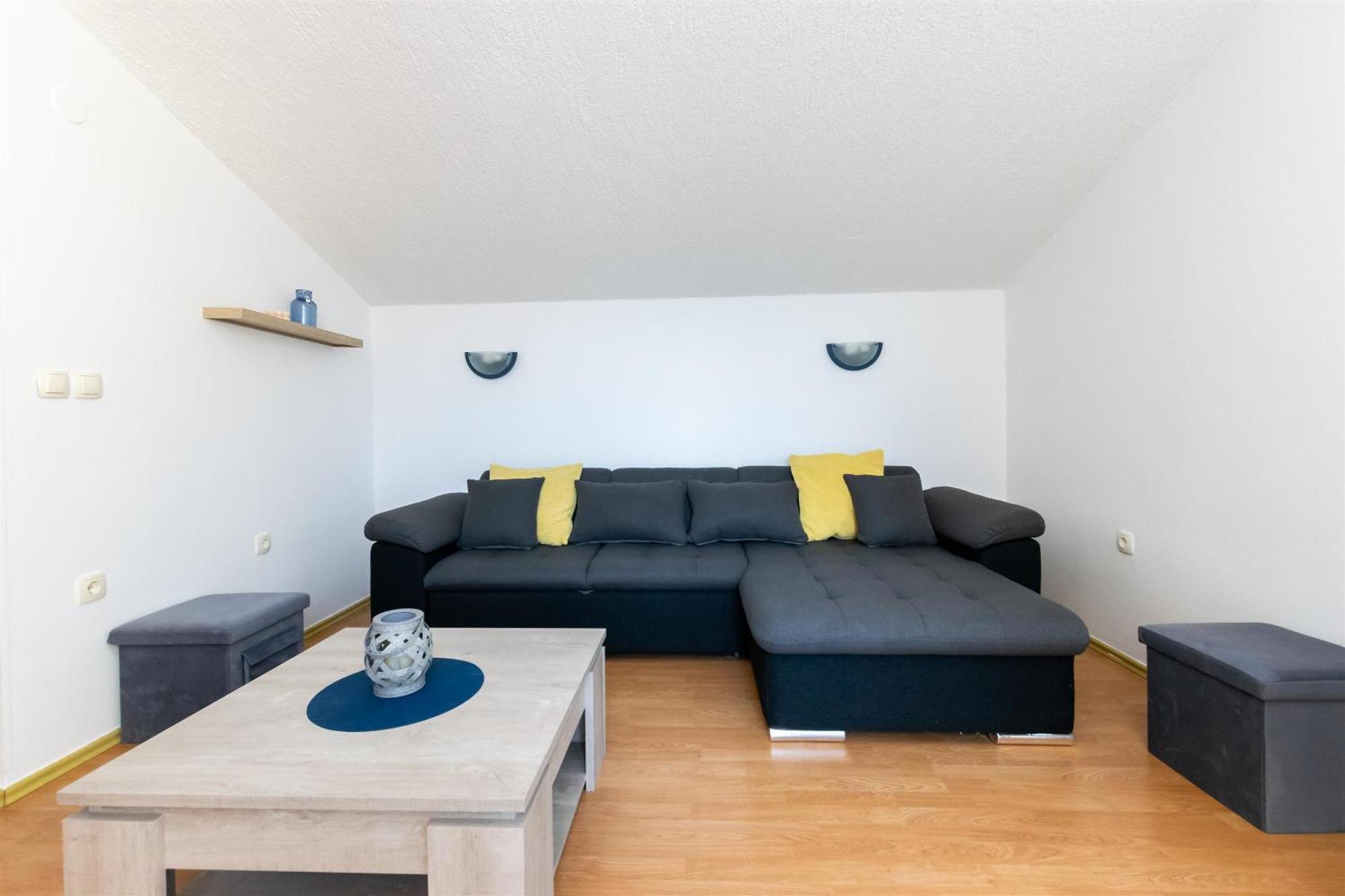Apartments Miranda Lopar Ngoại thất bức ảnh